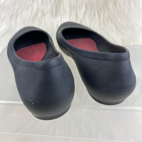 CROCS SLIP ON SHOES - Picture 5 of 9